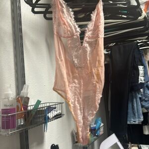 Victoria’s Secret blush pink thong teddy EUC